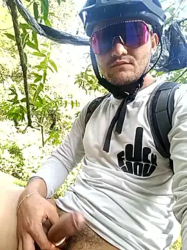 JuanMaty online show from November 12, 8:14 pm