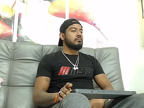 BladeFoxxx1 online show from September 28, 12:03 pm