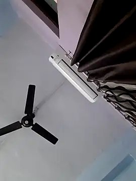 Snapshot of John96999 chatting on September 27, 6:55 am John96999 online show from September 27, 6:55 am