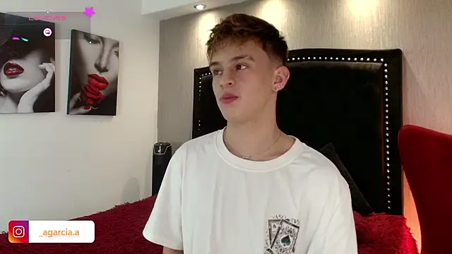 LiamWildx20 online show from January 19, 5:32 am