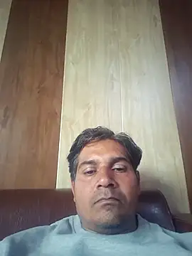 johnny8731 online show from December 14, 9:49 am