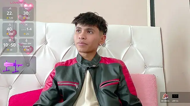 Ethan Westt online show from October 28, 8:55 pm