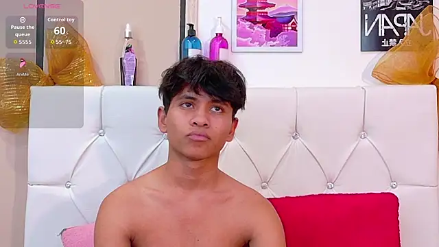 Ethan Westt online show from December 17, 9:43 pm