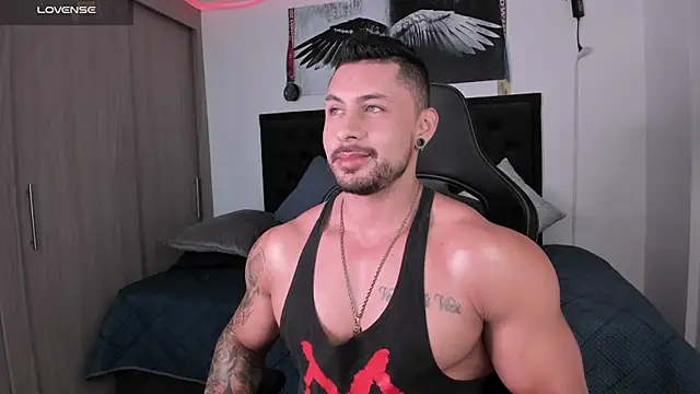 santi aesthetic online show from September 20, 3:28 am