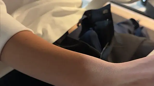 Snapshot of satoshi1008 chatting on October 30, 3:35 pm satoshi1008 online show from October 30, 3:35 pm