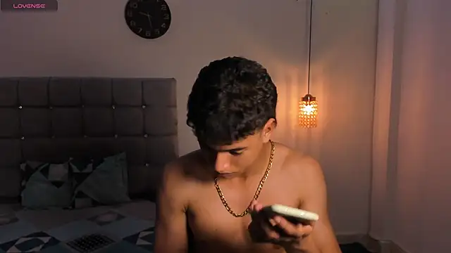 Santy Stump online show from November 22, 9:47 pm