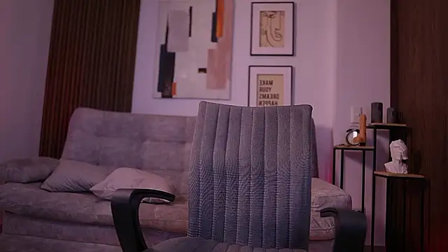 DaviesBrown online show from February 28, 9:25 pm