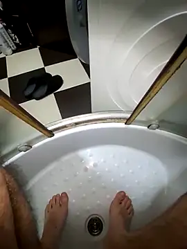 busters32 online show from April 16, 3:56 pm