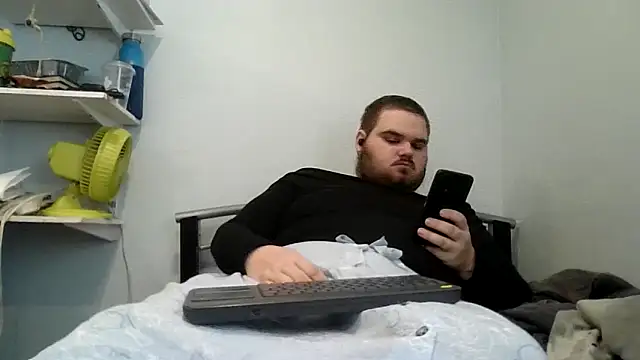 alexthe9t online show from December 4, 7:43 pm