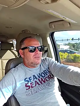 cubanitofeliz40 online show from February 17, 8:08 pm