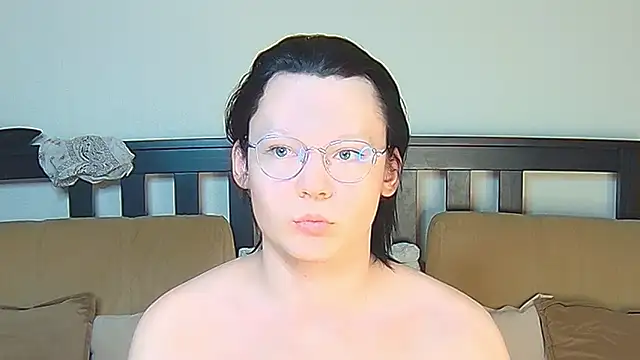 Derek Carter online show from March 4, 3:30 pm