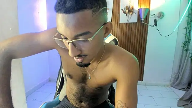 Darwin mayo online show from December 17, 5:52 pm