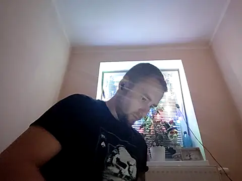 Vladyslav30 online show from March 6, 2:08 am