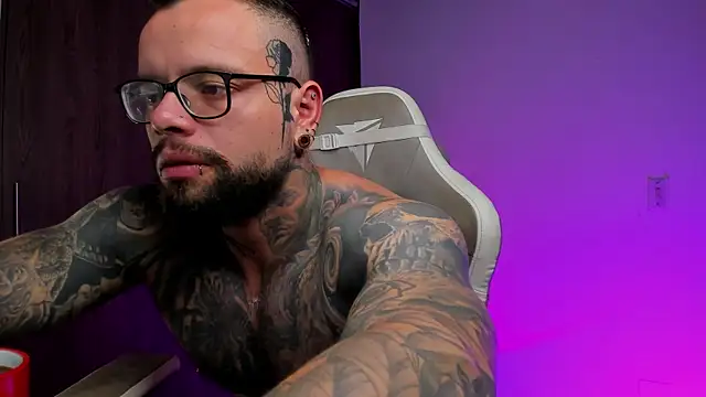 natevillage online show from September 14, 9:11 am