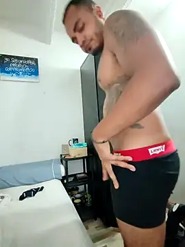 SanChacal5694 online show from October 26, 11:40 pm