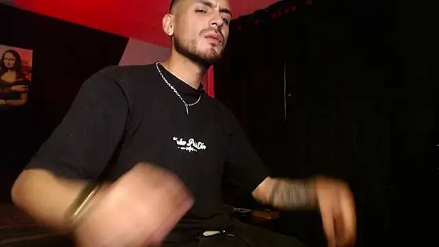 malek xarx  online show from October 24, 2:13 am