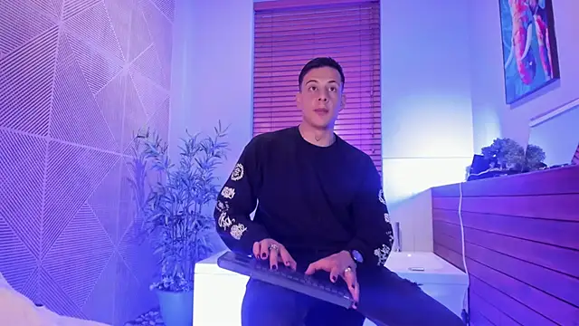 Dustin Sonne online show from December 22, 3:47 am