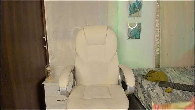 ThiagooJames online show from October 10, 3:33 am