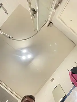 kisspussy1993 online show from November 9, 5:06 pm