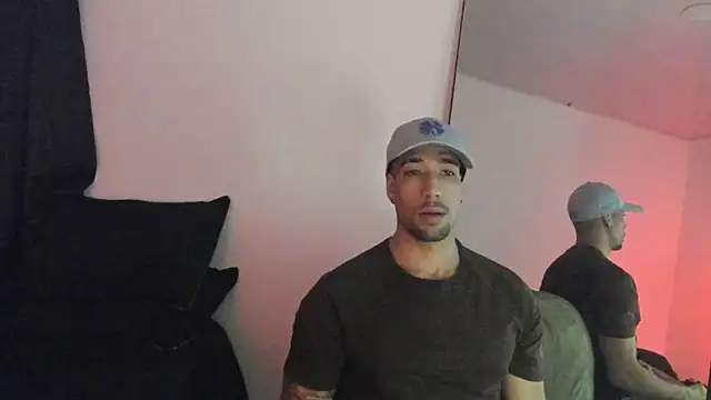 ThiagoLugo online show from November 2, 12:26 am