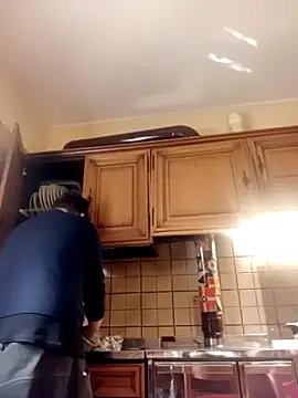 ynroh 87 online show from March 2, 11:06 am