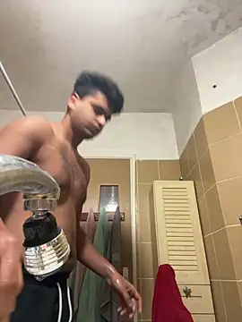 Noam7080z online show from November 30, 8:33 pm