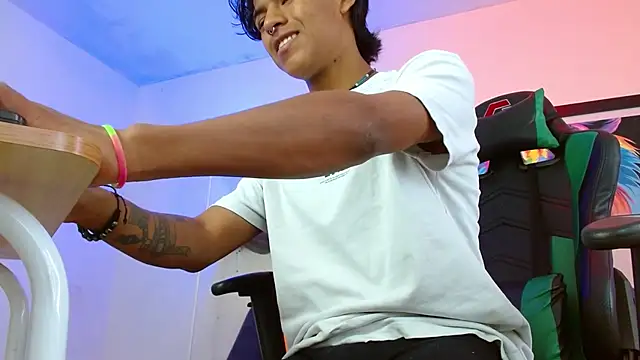 dreyk20 online show from December 1, 2:09 pm