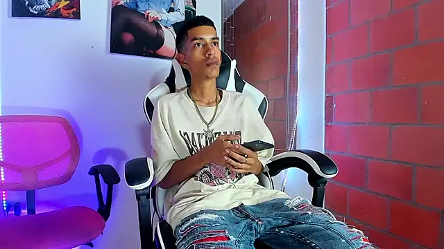 briamhoconor xh online show from March 23, 3:01 am