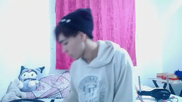 lucky stricke online show from November 4, 3:29 am