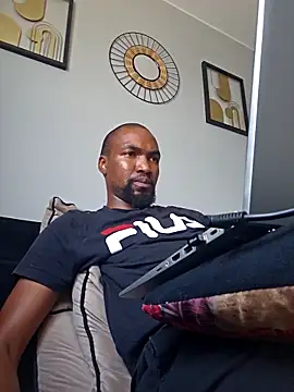 mojaymort online show from November 6, 8:50 am