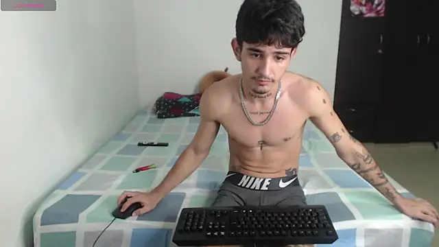 nextboywell1 online show from November 27, 12:14 am