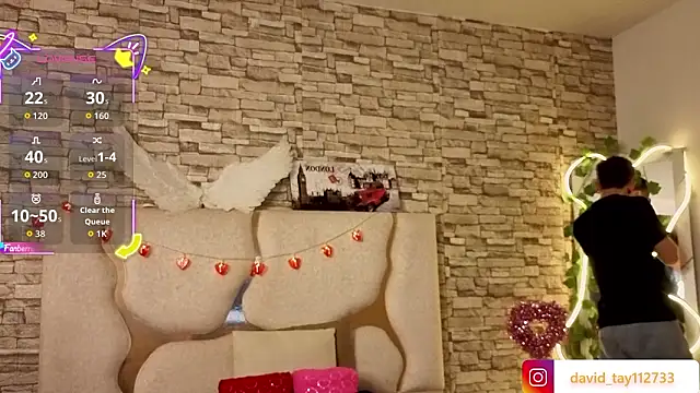 boyfox tay online show from February 9, 7:18 pm