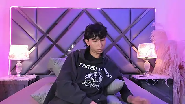 Milan LewisS online show from February 7, 2:45 pm