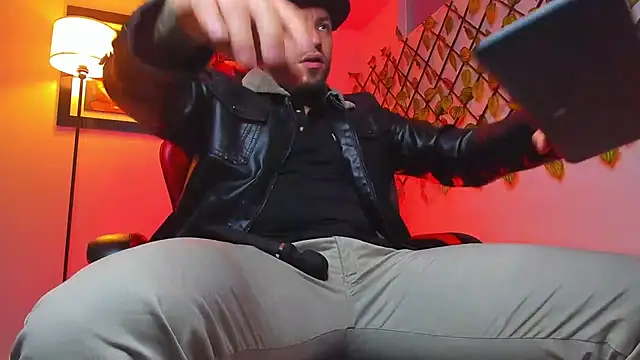 DIMITRI MASTEER online show from November 30, 10:01 pm