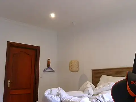 TroyDieselXXX online show from April 18, 6:15 am