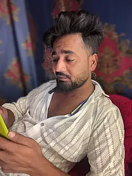 Munny6677 online show from March 3, 6:59 pm