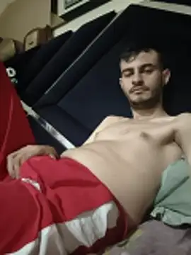 bigcockwhite777 online show from February 5, 9:22 pm