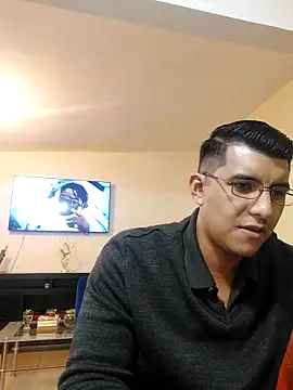 juicysmalls online show from November 28, 11:06 pm