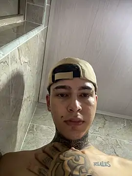 samm4044 online show from November 28, 9:38 pm