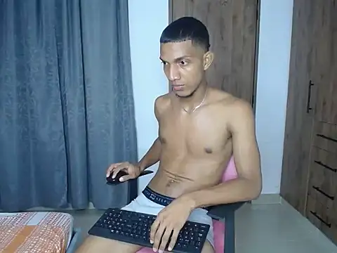 miguelmarcus online show from October 2, 11:42 pm