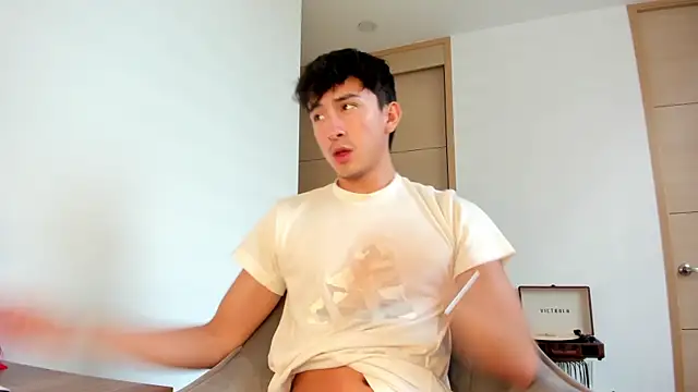 sweettaaron01 online show from October 4, 5:51 pm