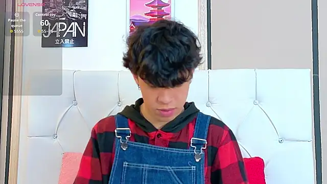 Axel  Evans online show from November 17, 12:41 pm