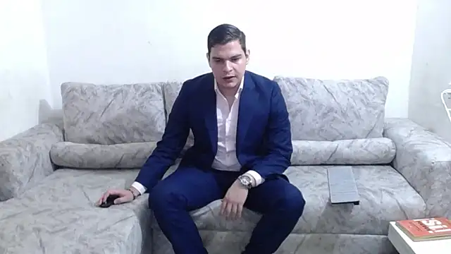 Victor Maitland online show from February 2, 9:01 pm