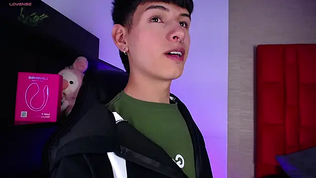 Ezra Storm online show from February 1, 4:55 am