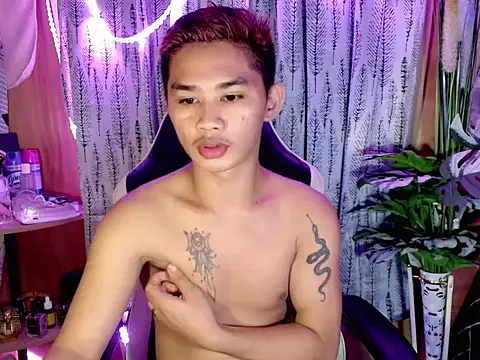 asianhardcock25 online show from October 20, 3:05 pm