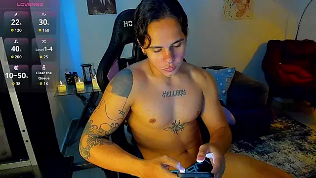 Maximiliano scoott   online show from December 18, 6:59 pm