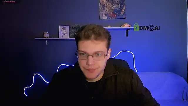 lucas long  online show from October 13, 12:33 pm