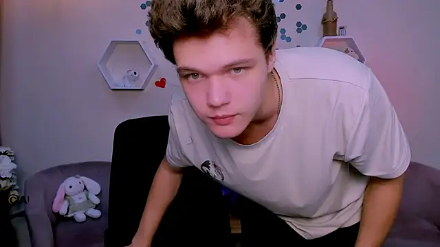 lucas long  online show from September 27, 7:12 pm