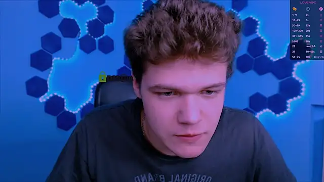 lucas long  online show from November 25, 9:55 am