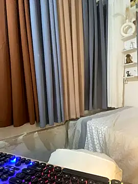 xshyboyx online show from October 25, 5:58 pm